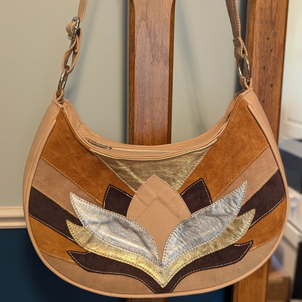 Jodi Lee Lotus Sample Bag